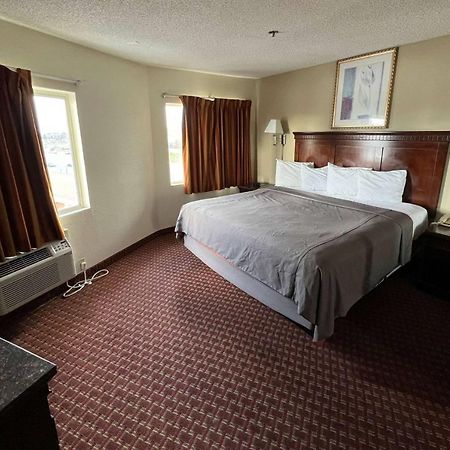 Days Inn & Suites By Wyndham Rancho Cordova Exterior foto